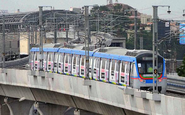 Hyderabad Metro Rail works to be completed by July 2017